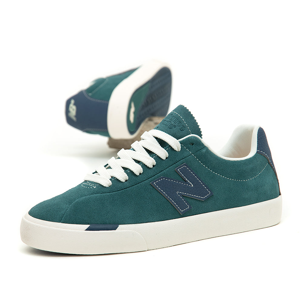 NM22 (Spruce / Indigo)