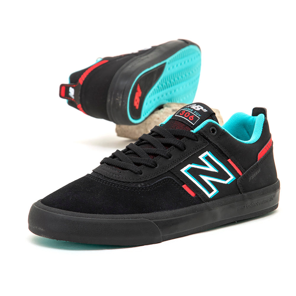 NM306 (Jamie Foy) Black / Red