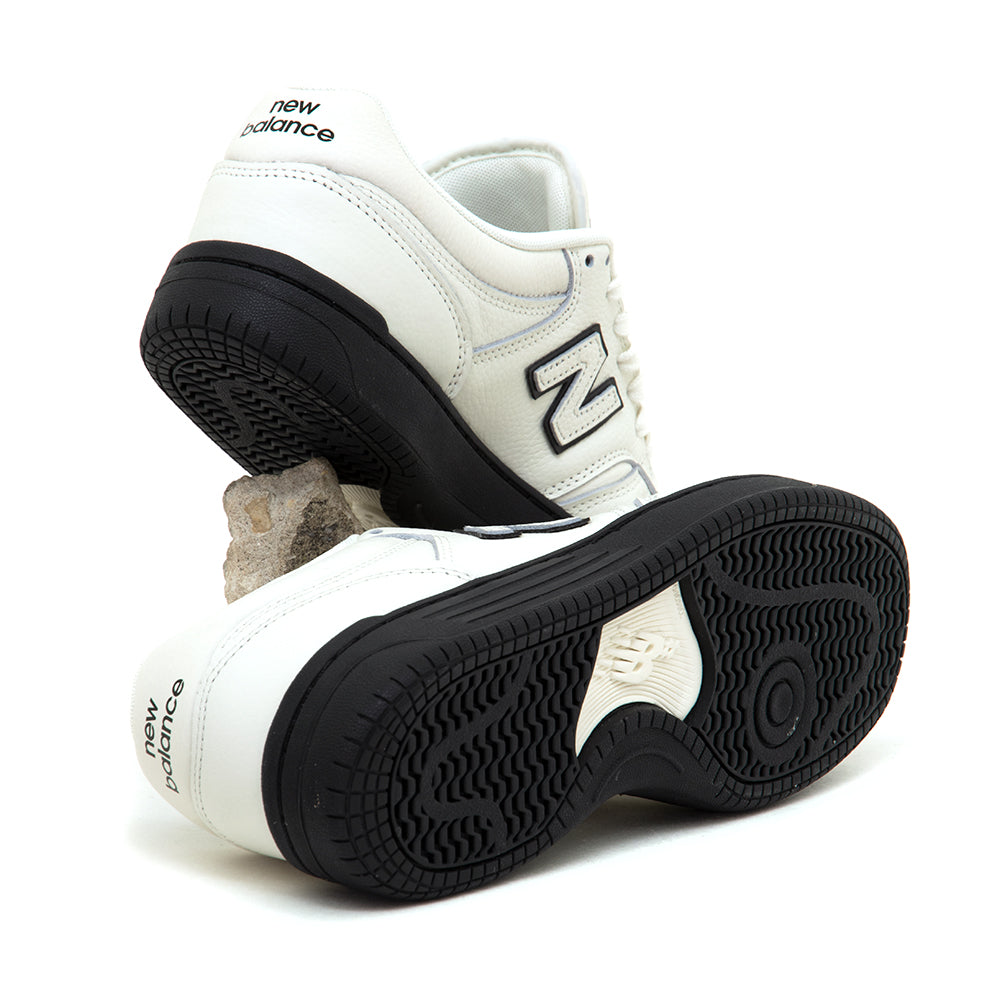 NM480 (White / Black)