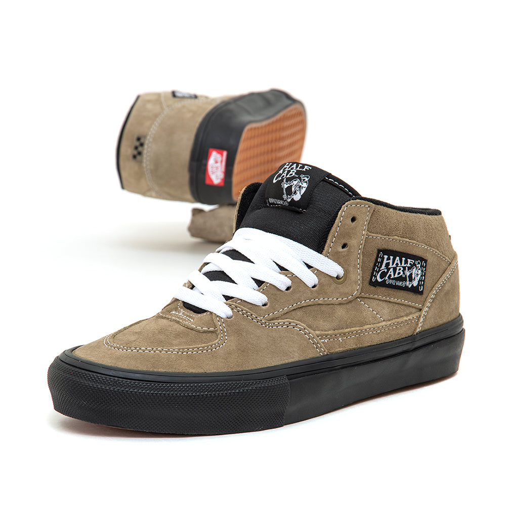 Skate Half Cab Pig Suede (Olive / Black) VBU