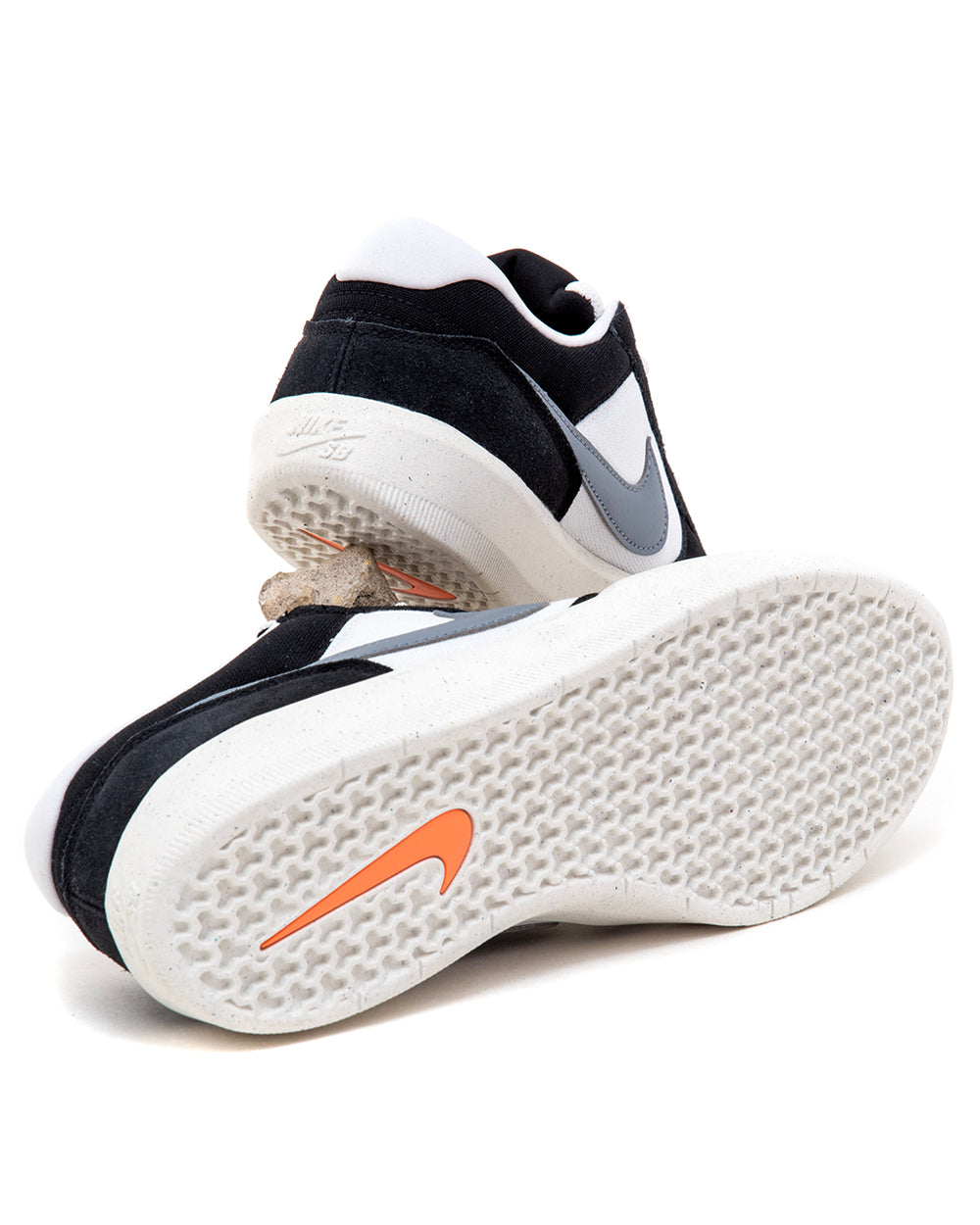 Force 58 (Black / Cool Grey - Summit White)